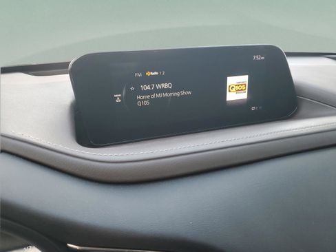 Used 2021 MAZDA CX-30 FWD 2.5 S w/ Premium Package image 19