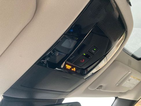 Used 2025 Lexus RZ 300e w/ Accessory Package (2T) FWD image 29