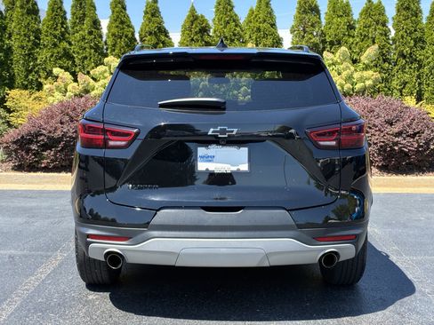 Used 2023 Chevrolet Blazer LT w/ Midnight/Sport Edition FWD image 8