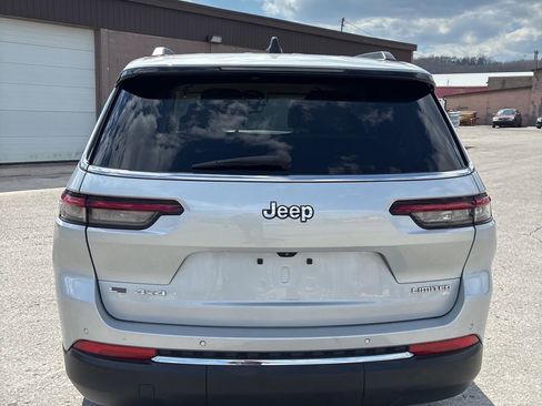 Used 2022 Jeep Grand Cherokee L Limited image 4