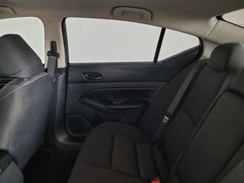 Used 2025 Nissan Altima 2.5 S FWD image 18