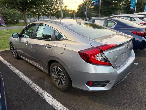 Used 2017 Honda Civic EX image 6