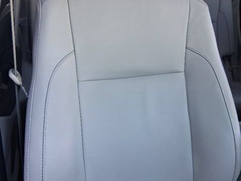 Used 2015 Toyota Highlander XLE FWD image 24