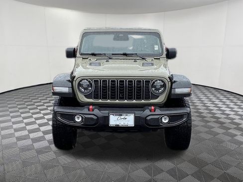 Used 2026 Jeep Gladiator Rubicon image 2