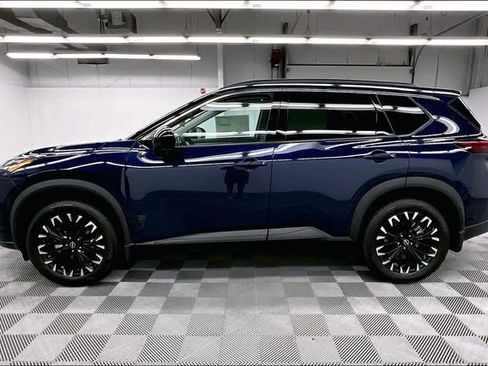 New 2026 Nissan Rogue SV FWD image 19