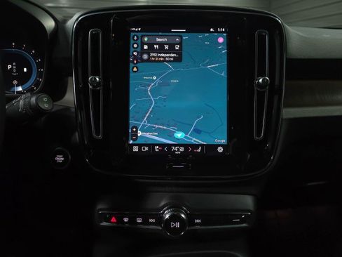 Used 2023 Volvo XC40 B5 Ultimate image 27