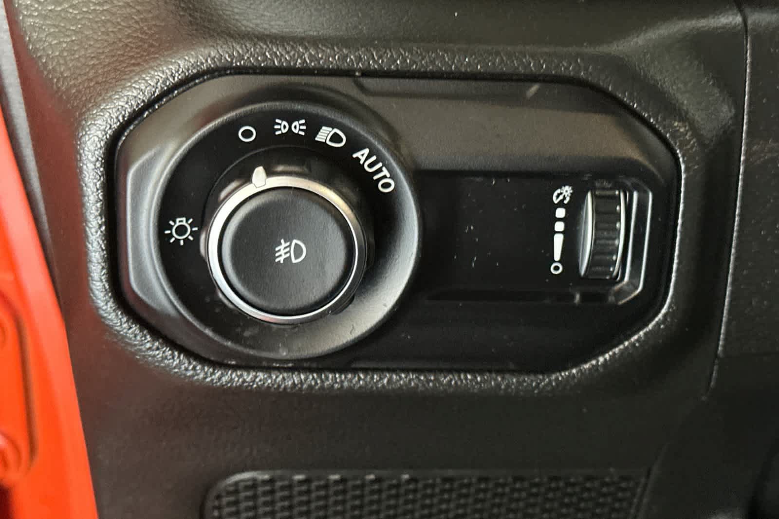 Used 2023 Jeep Wrangler Sport AWD/4WD image 30
