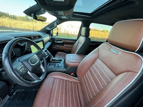 Used 2025 GMC Sierra 2500 Denali Ultimate image 29