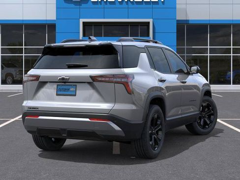 New 2026 Chevrolet Equinox LT w/ Midnight Edition FWD image 4