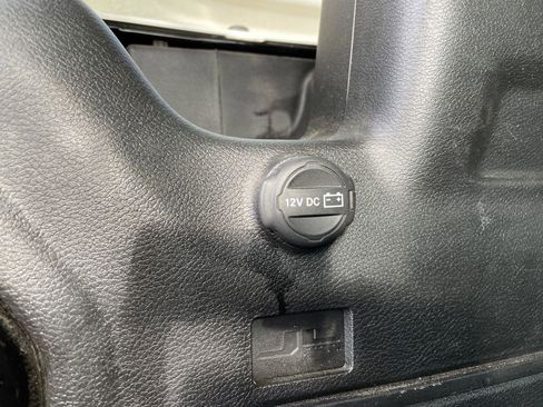 Used 2021 Jeep Wrangler Unlimited Sport image 34