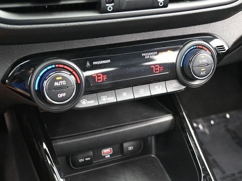 Used 2024 Kia Forte GT-Line image 24