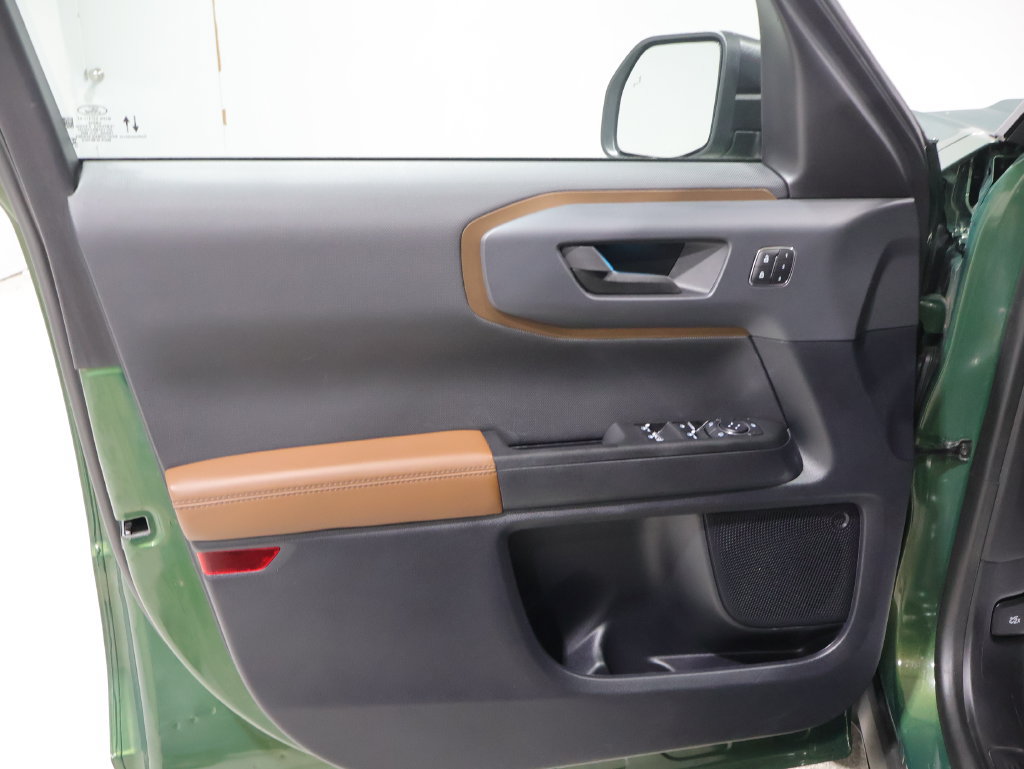 Used 2024 Ford Bronco Sport Outer Banks AWD/4WD image 14