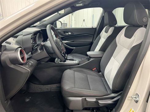 New 2026 Chevrolet Trax RS image 19