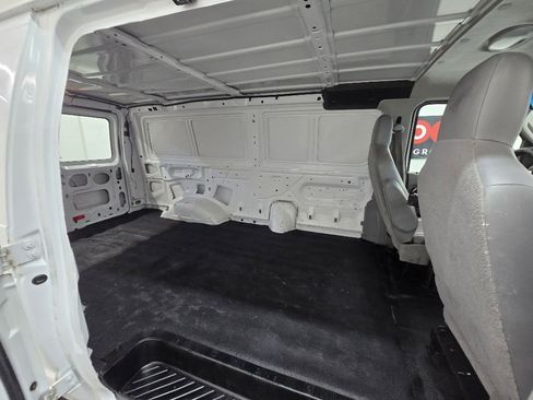 Used 2011 Ford E-150 and Econoline 150 w/ PWR Group image 12