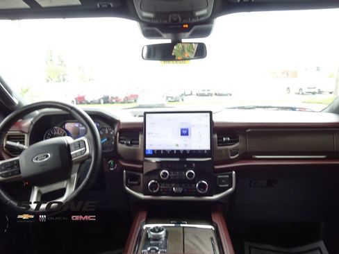 Used 2022 Ford Expedition Limited AWD/4WD image 25