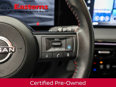 Used 2025 Nissan Kicks SR AWD/4WD image 16