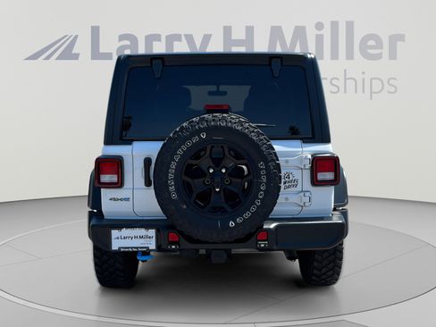 Used 2023 Jeep Wrangler Unlimited AWD/4WD image 4