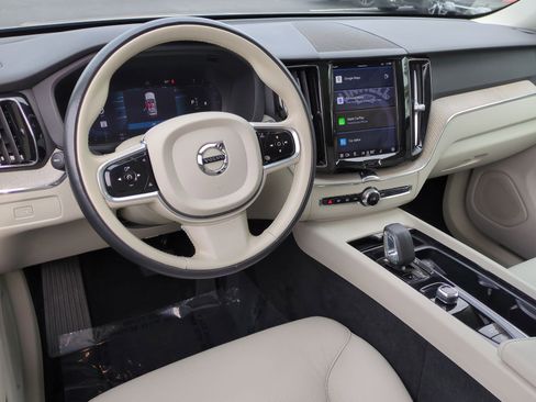 Used 2023 Volvo XC60 B5 Plus w/ Protection Package Premier image 28