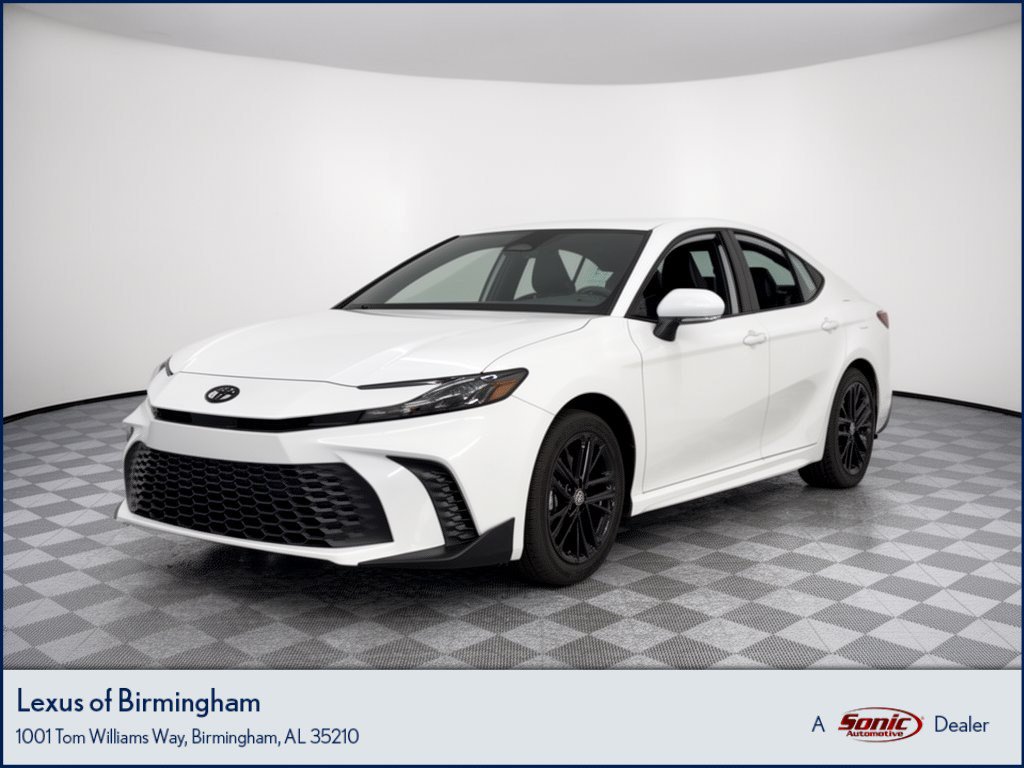 Used 2025 Toyota Camry SE w/ Convenience Package FWD image 1