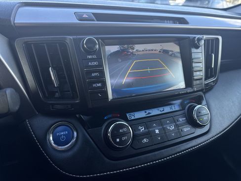 Used 2017 Toyota RAV4 Limited image 15