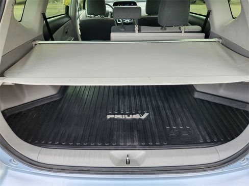 Used 2015 Toyota Prius V Five image 8