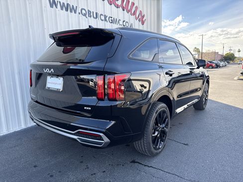 Used 2023 Kia Sorento SX image 21