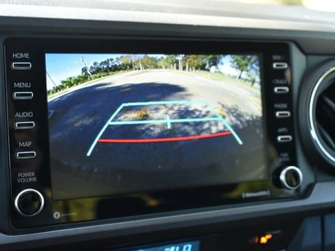 Used 2023 Toyota Tacoma TRD Sport image 33