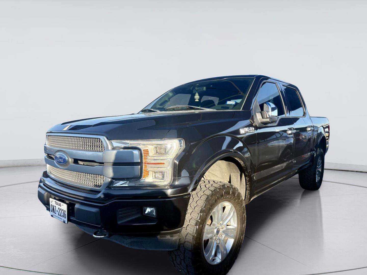 Used 2019 Ford F150 Platinum AWD/4WD image 5