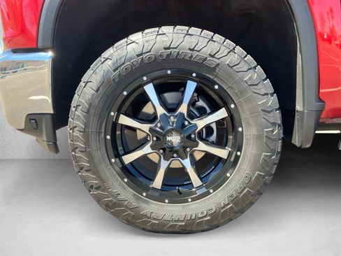 Used 2020 Chevrolet Silverado 2500 LTZ w/ LTZ Premium Package AWD/4WD image 9