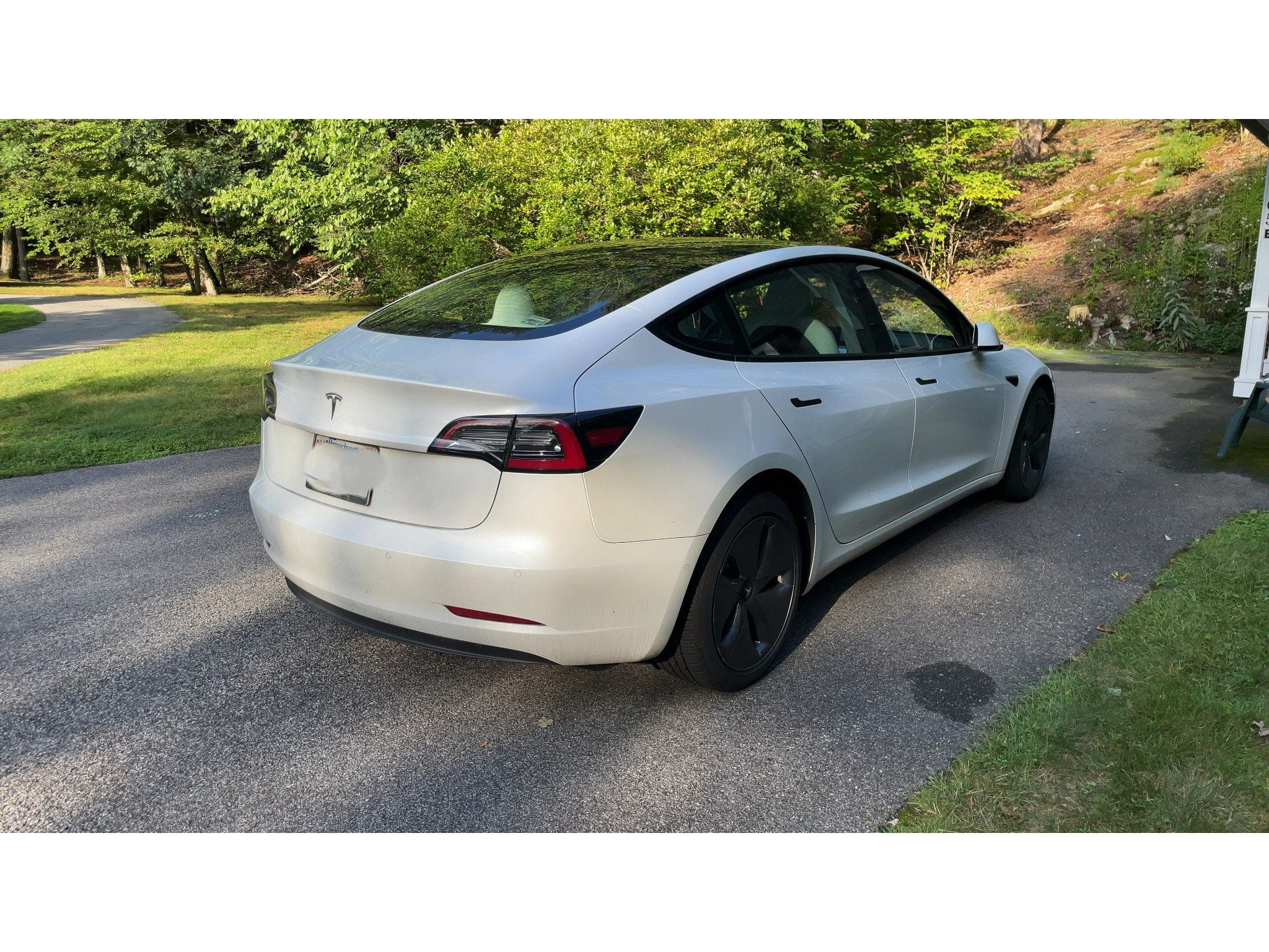 Used 2022 Tesla Model 3 RWD image 5