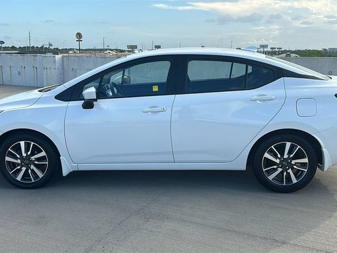 Used 2025 Nissan Versa SV w/ Trunk Package FWD image 9