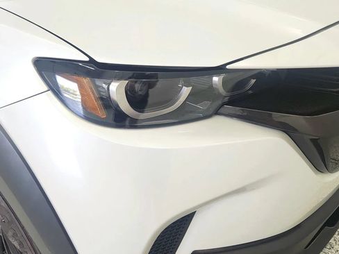 Used 2025 MAZDA CX-50 AWD 2.5 Hybrid w/ Premium Pkg image 32