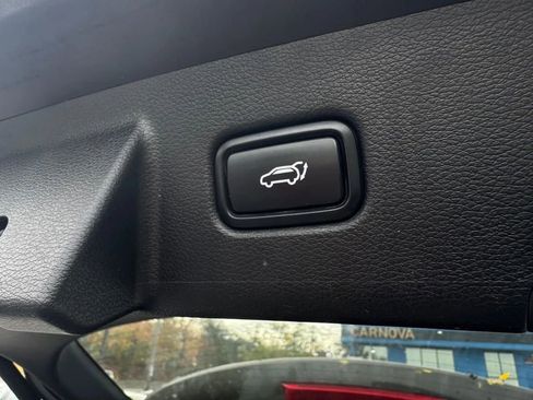 Used 2022 Kia Telluride SX image 24