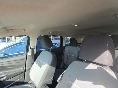 Used 2015 Ford Escape SE image 14