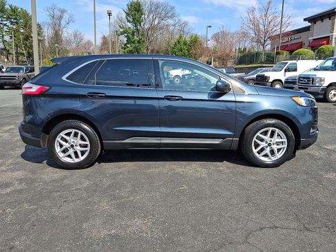 Used 2023 Ford Edge SEL w/ Convenience Package image 7