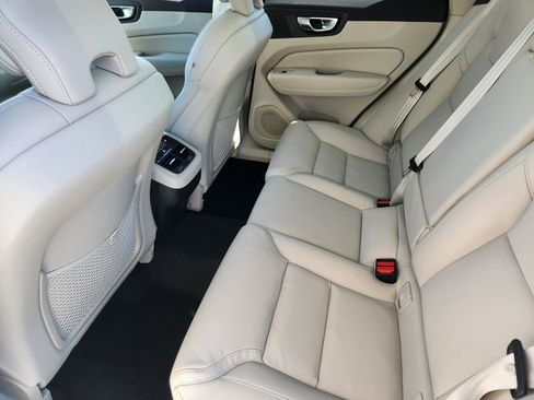 New 2026 Volvo XC60 B5 Ultra w/ Protection Package Premier image 18