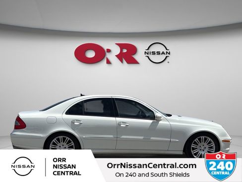 Used 2008 Mercedes-Benz E 350 Sedan image 4