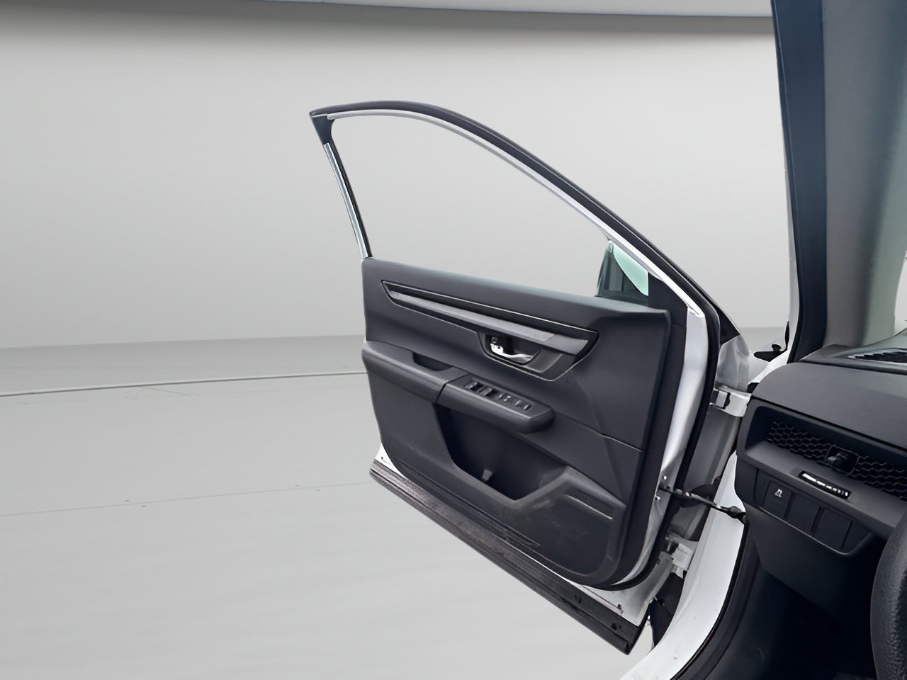 Used 2024 Honda CR-V LX image 16