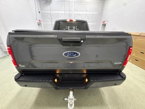 Used 2018 Ford F150 XLT w/ Equipment Group 302A Luxury AWD/4WD image 5