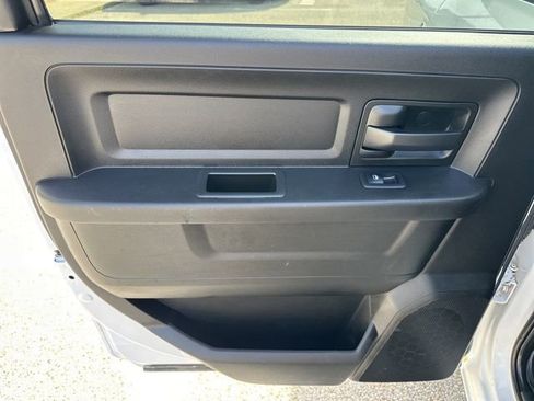 Used 2021 RAM 3500 Tradesman w/ Chrome Appearance Group image 33