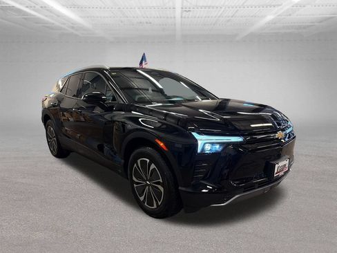 New 2026 Chevrolet Blazer EV LT FWD image 3