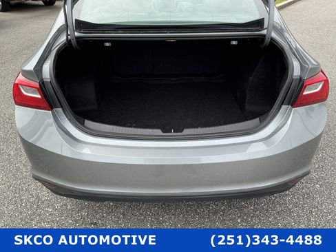 Used 2023 Chevrolet Malibu LT image 21