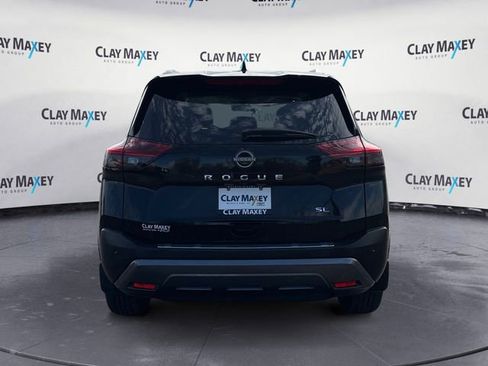 Used 2023 Nissan Rogue SL image 4