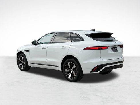 Used 2024 Jaguar F-PACE R-Dynamic S image 3