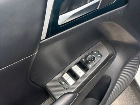 Used 2022 Mitsubishi Outlander SE FWD image 13
