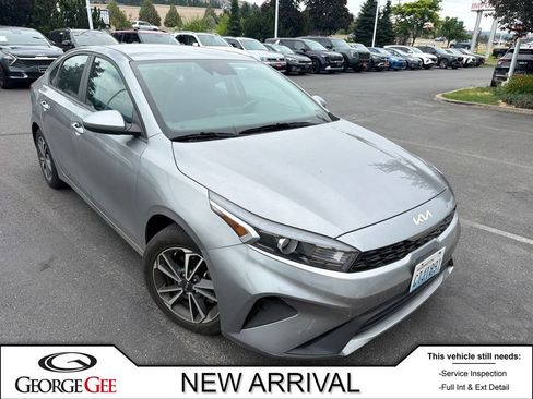 Used 2023 Kia Forte LXS FWD image 1