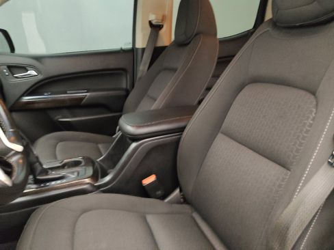 Used 2020 GMC Canyon SLE w/ Trailering Package RWD image 17
