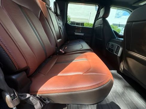 Used 2019 Ford F150 King Ranch w/ Equipment Group 601A Luxury AWD/4WD image 5