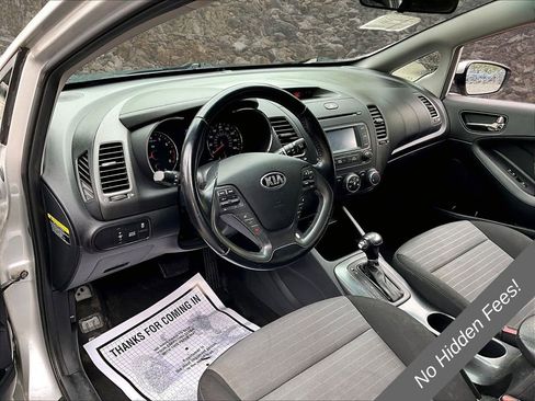 Used 2016 Kia Forte EX FWD image 12