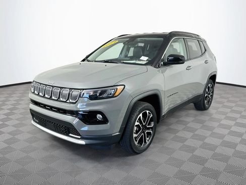 Certified 2022 Jeep Compass Limited AWD/4WD image 5